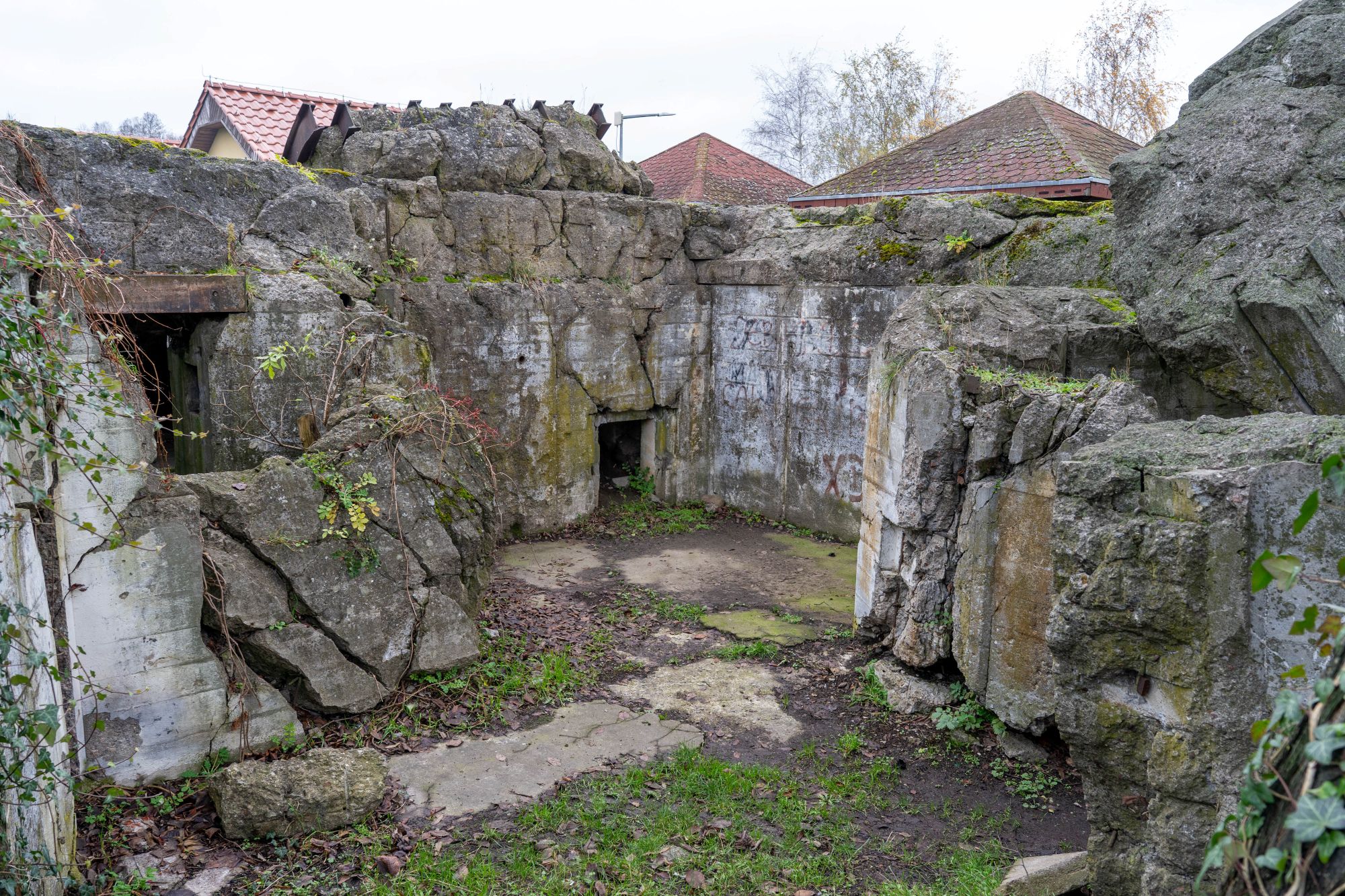EHEMALIGE NETZESTELLUNG IN SANTOK